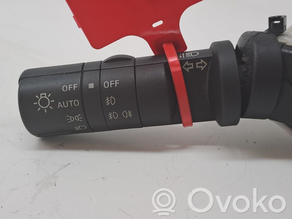 Suuntavilkun vipu   25540JD03A