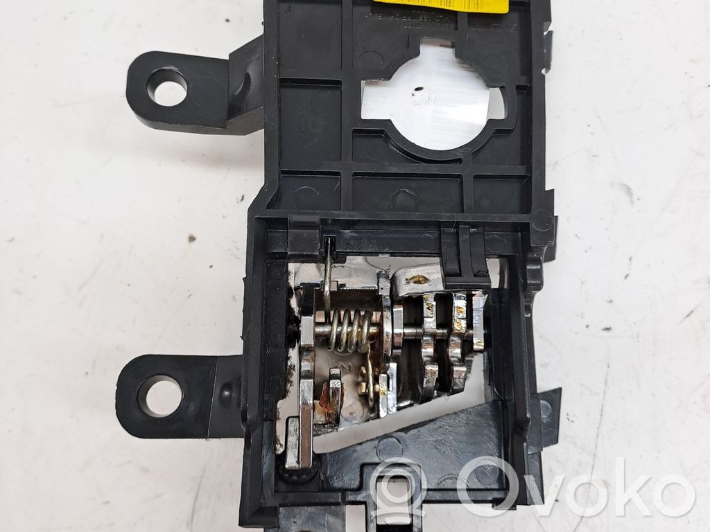 Manecilla interna puerta trasera   836202T010