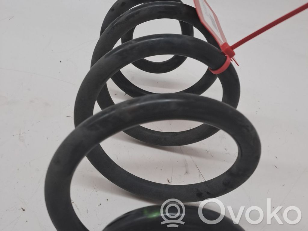 Nissan Qashqai Sprężyna przednia 