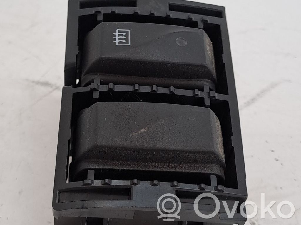 Opel Vivaro Modul de control caroserie central 