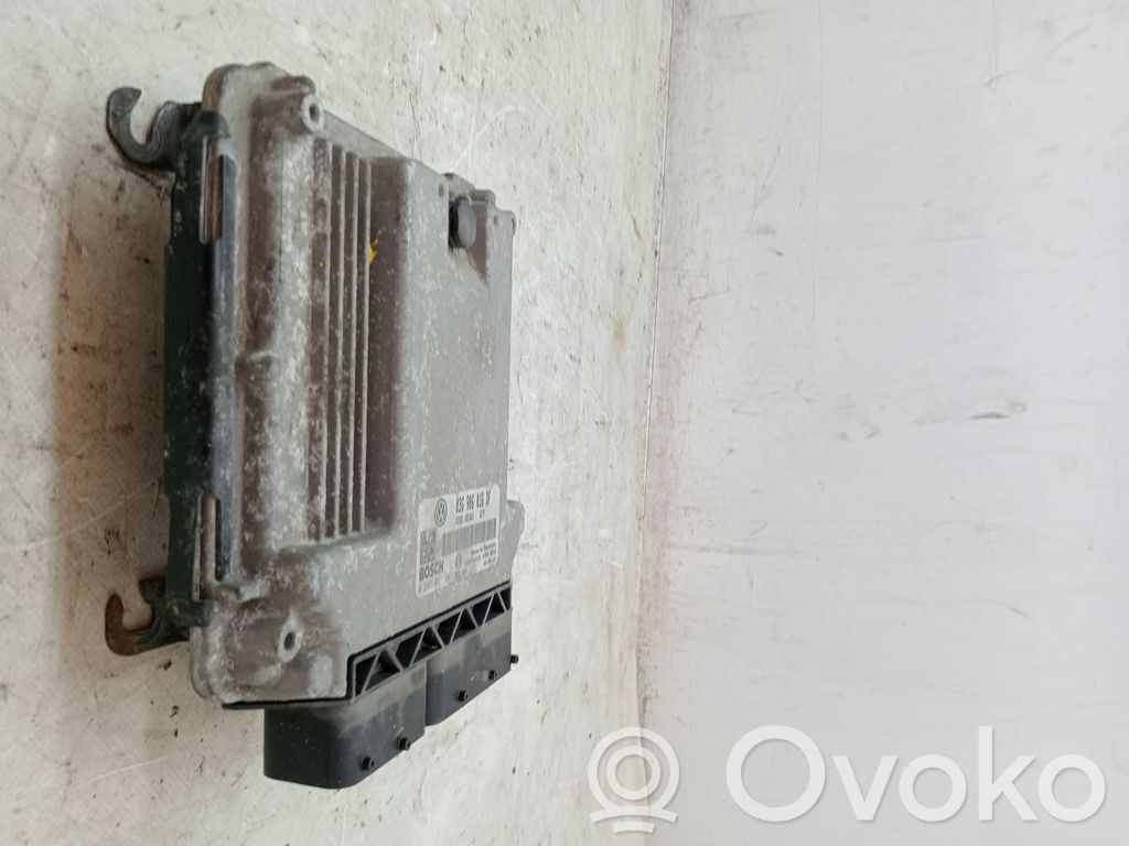 Volkswagen Golf V Unité de commande, module ECU de moteur 