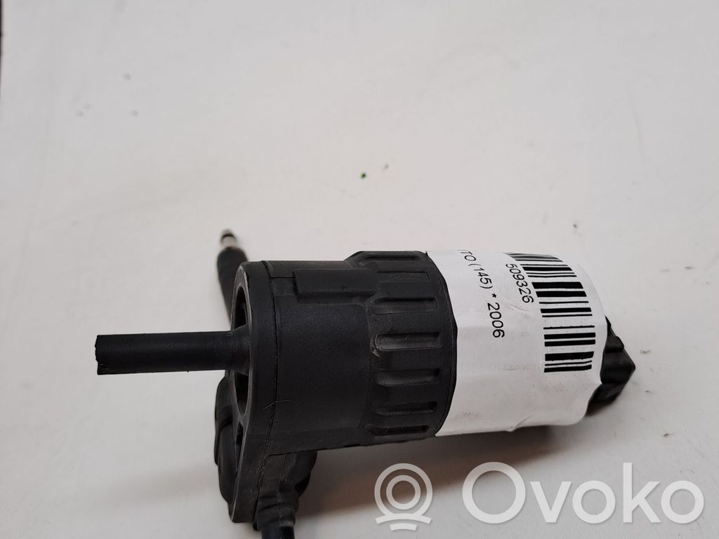 Pumpe Scheibenwaschanlage   55702893