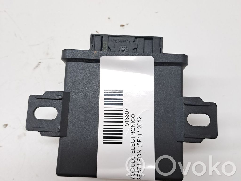 Unidad de control/módulo de carrocería central   5Q0907357
