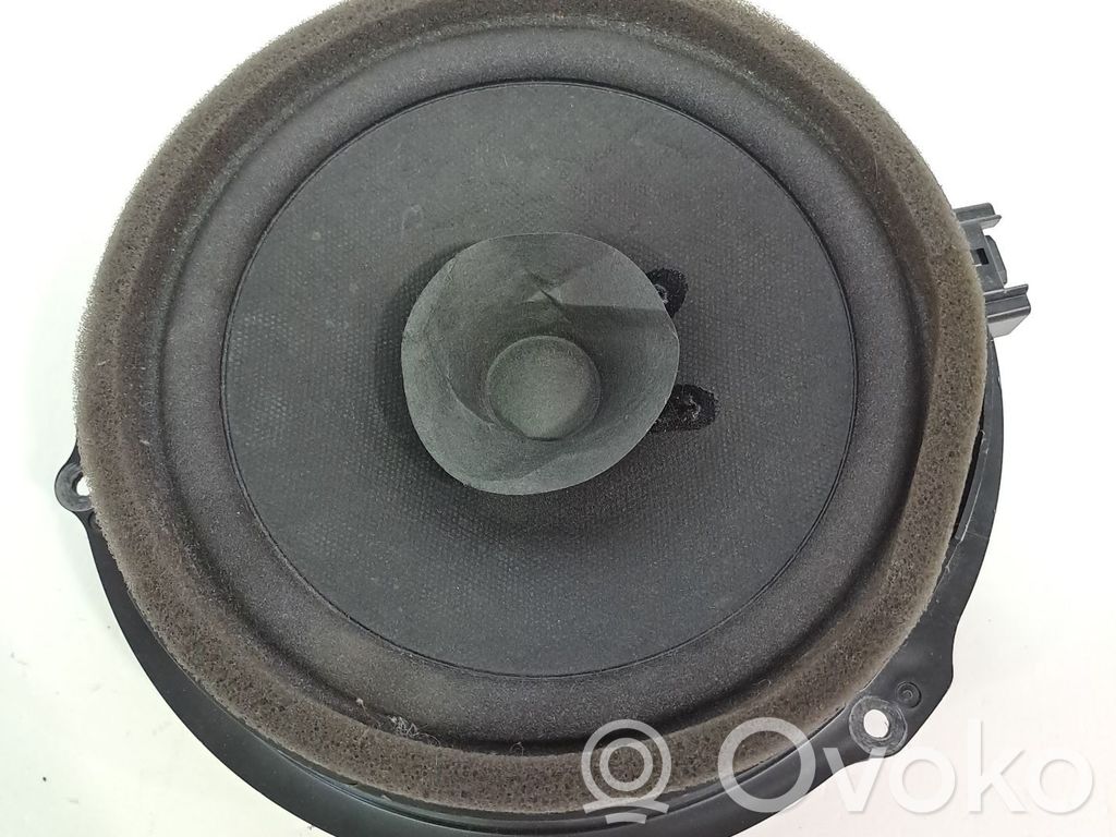 Altavoz de la puerta delantera   1702794,AA6T18808CA