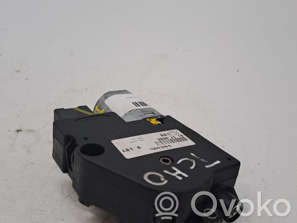 Fiat Grande Punto Instalación del techo solar eléctrico 