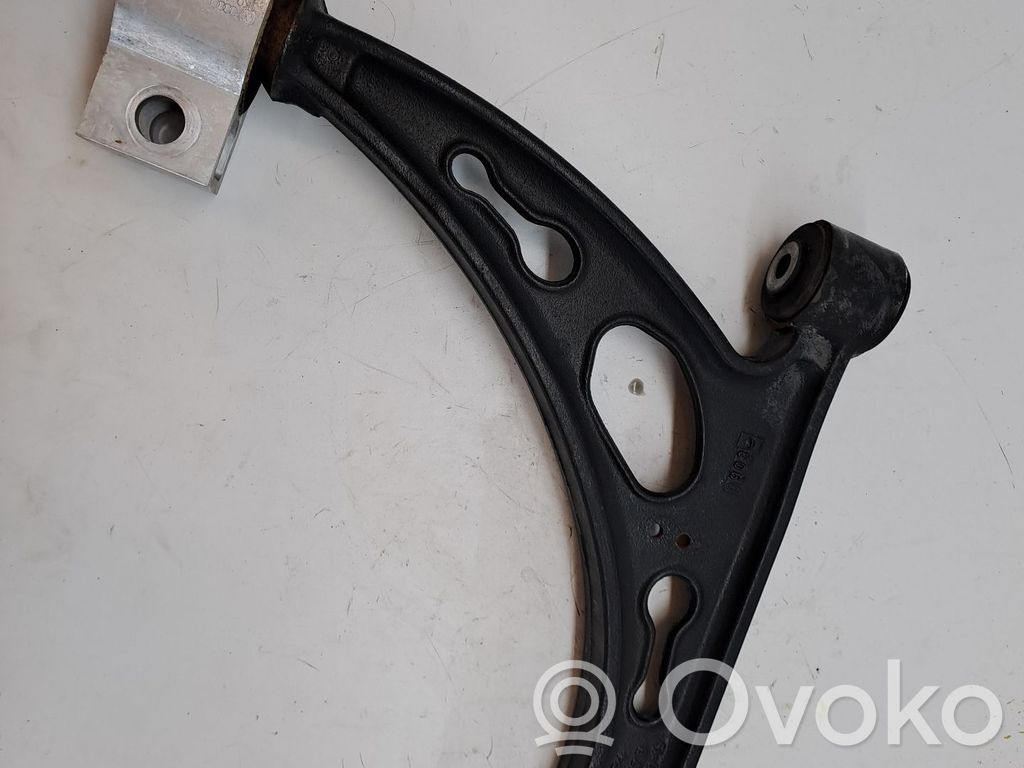 Volkswagen Touran I Querlenker Achsschenkel vorne