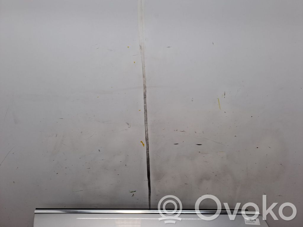 Puerta delantera   4F0831052F
