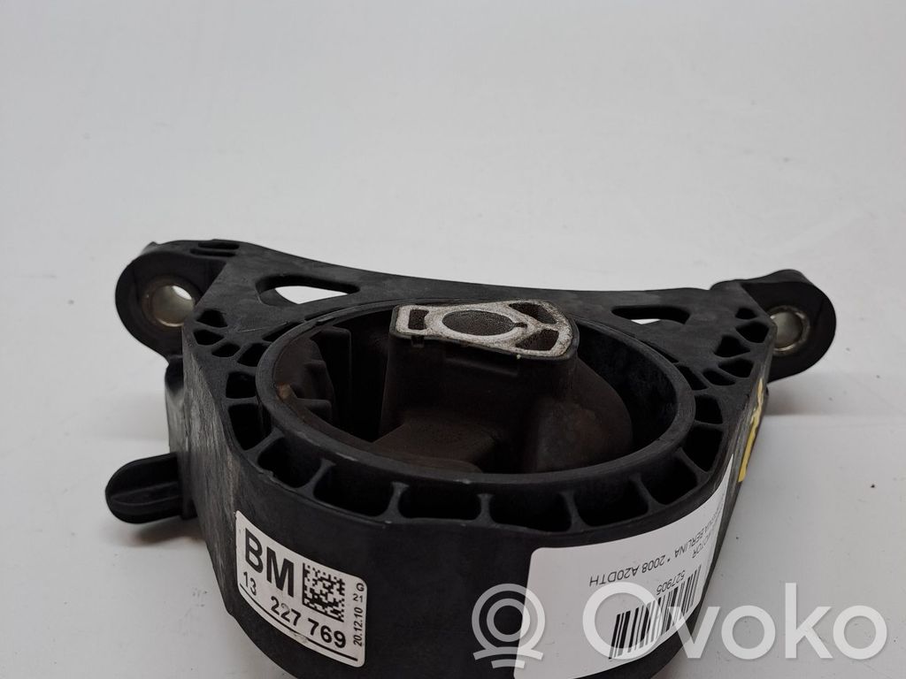Opel Insignia A Suport tampon motor 