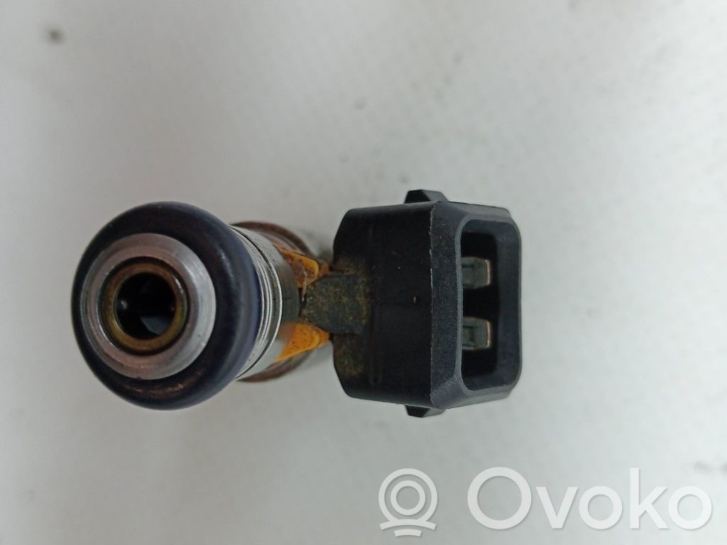 Inyector de combustible   71724544