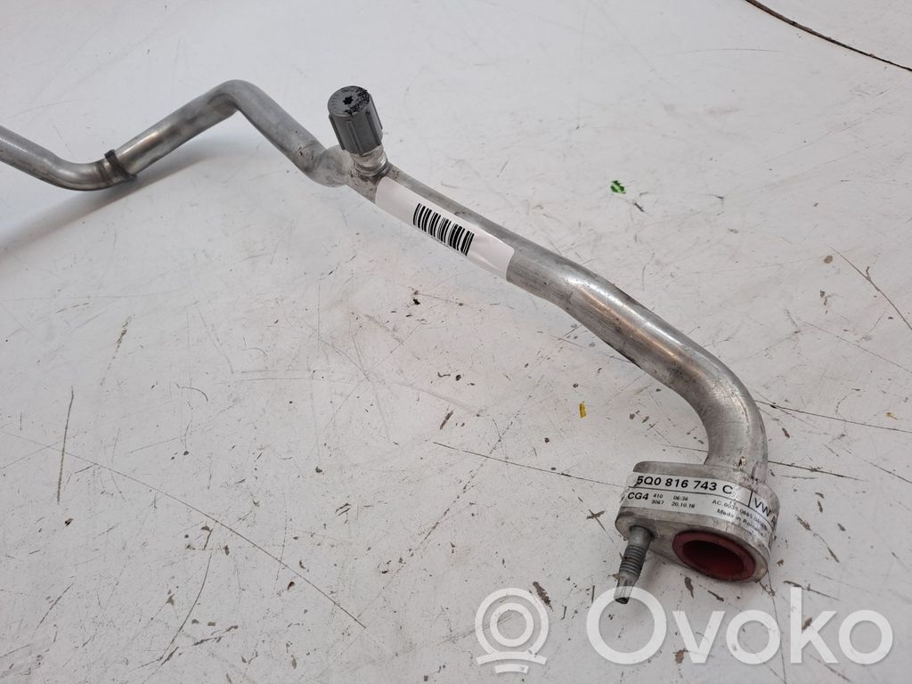 Volkswagen Golf VII Giunto/manicotto flessibile A/C