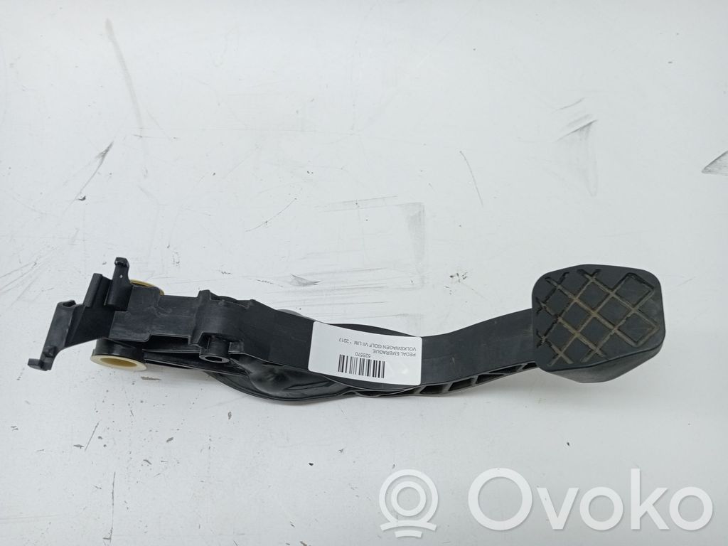 Pedal de embrague   5Q1721321C