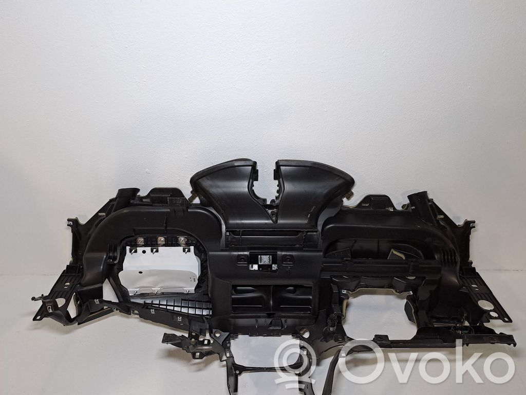 Dashboard   2016391,AM51R04305EK1FI4