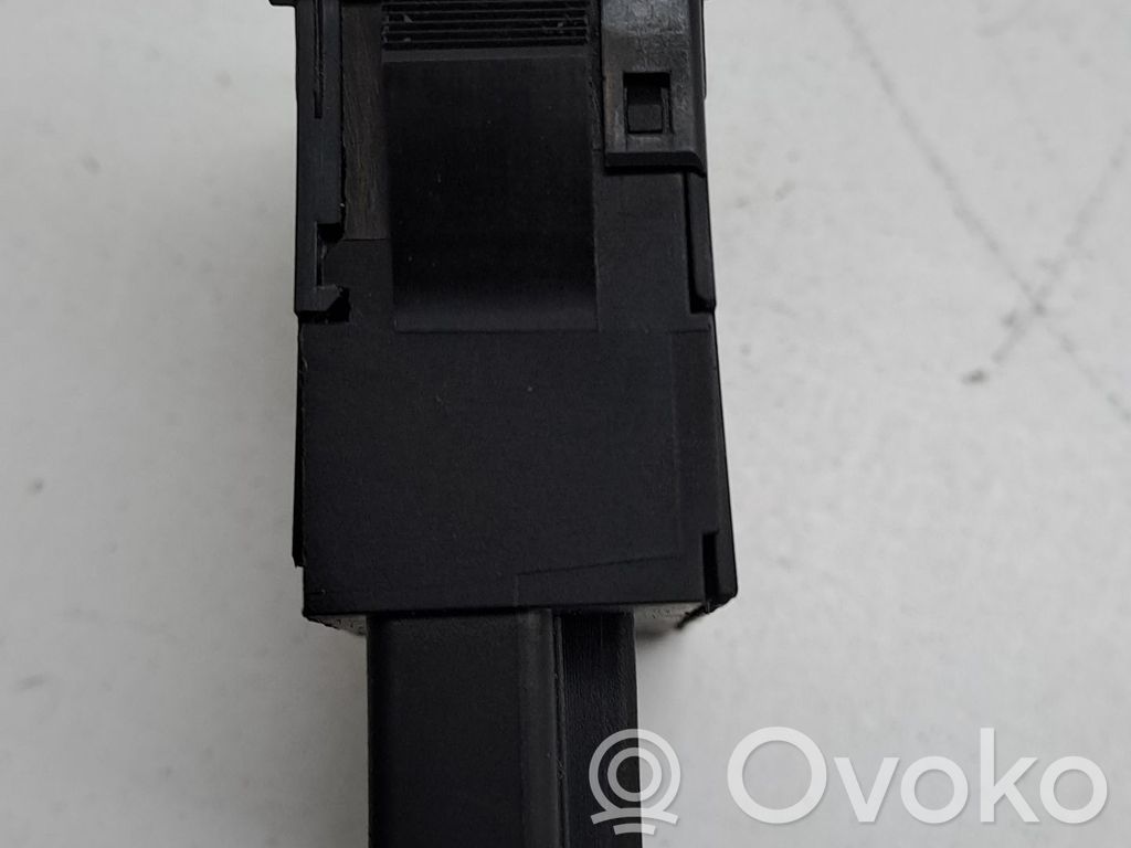 Light switch   6552ZP