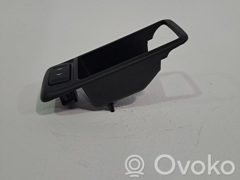 Electric window control switch   1471913,7M5T14529AA