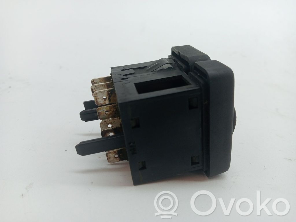 Volkswagen Transporter - Caravelle T4 Interruptor de luz 