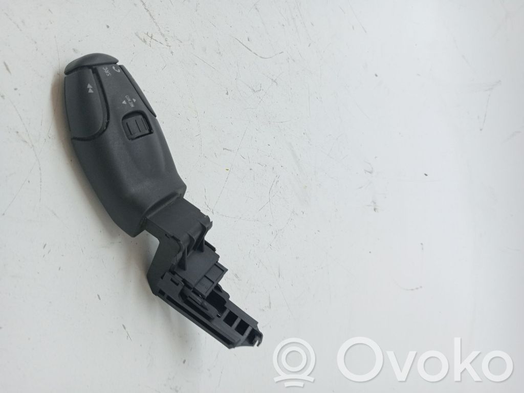 Citroen C5 Steering wheel buttons/switches 