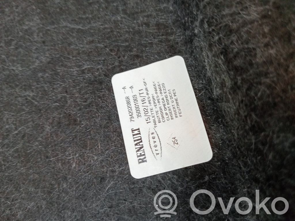 Tavarahyllyn kansi   901522397R