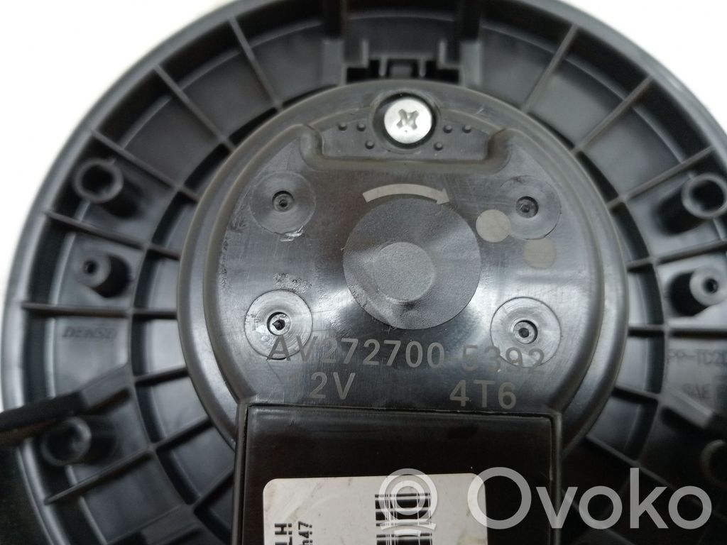Lämmittimen puhallin   C2Z6519,8X2318456AA