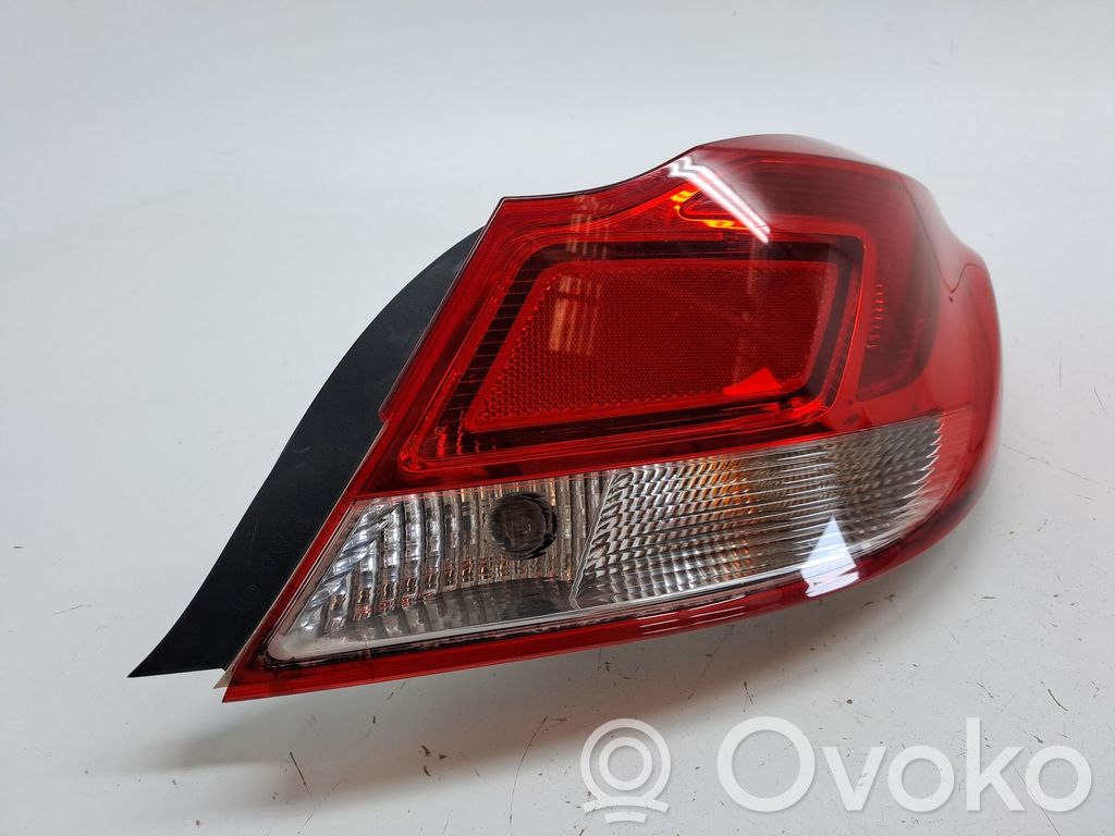 Opel Insignia A Takavalon polttimo 