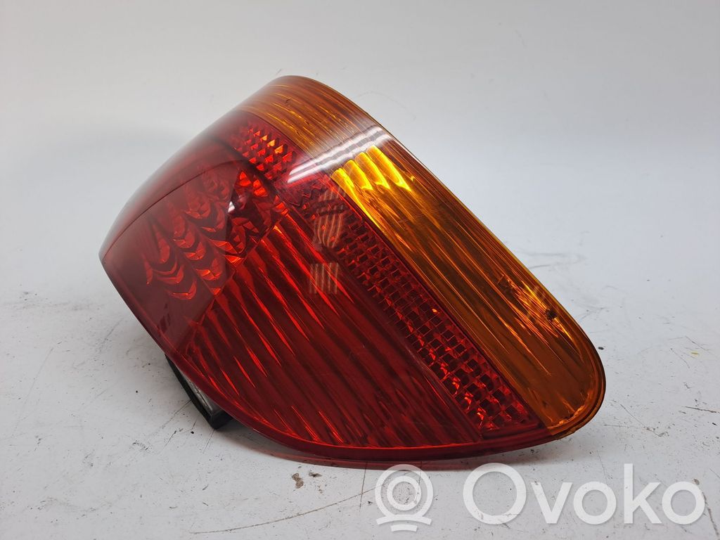 Lámpara de faros/luces traseros   63217164733