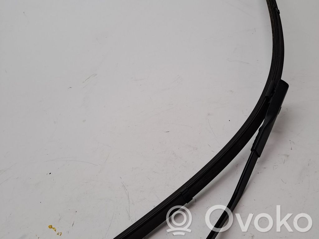 Brazo del limpiaparabrisas delantero   82B955407
