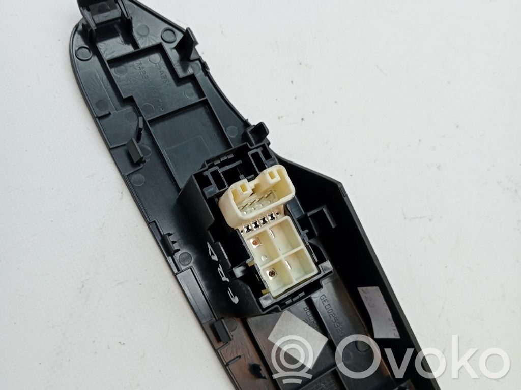 Toyota Auris E180 Interrupteur commade lève-vitre