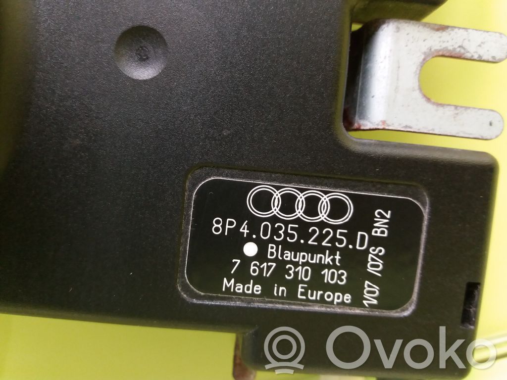 Antenă radio   8P4035225D