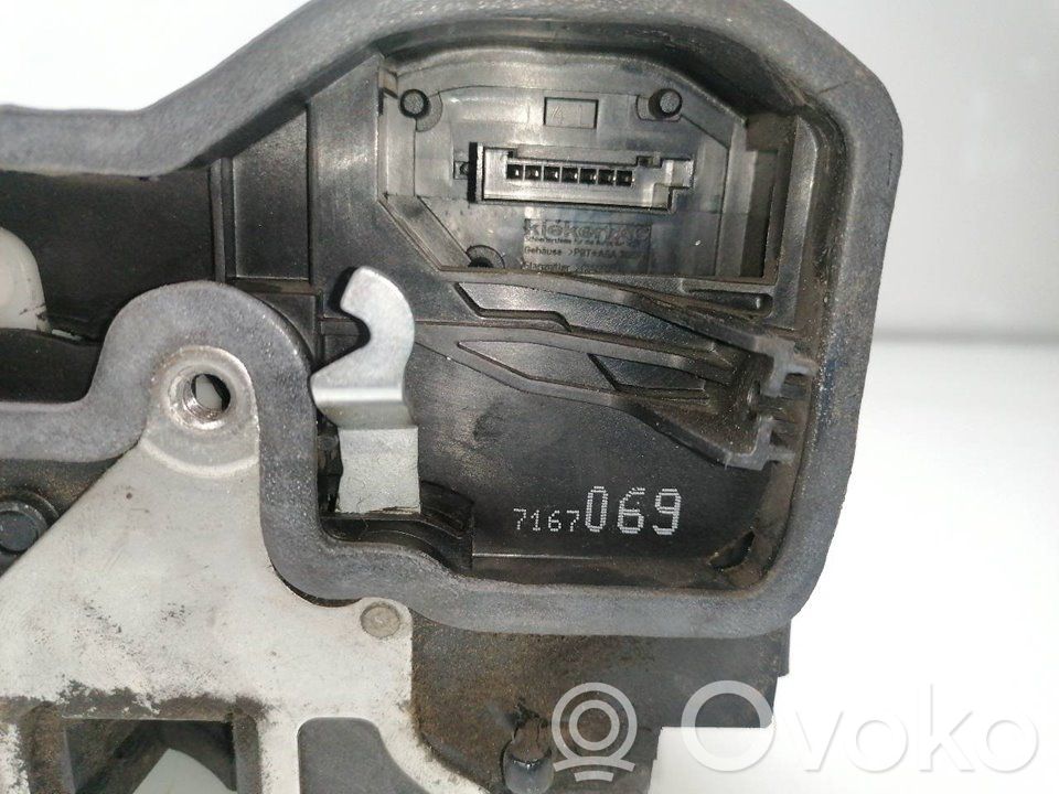 Rear door lock   51227202147