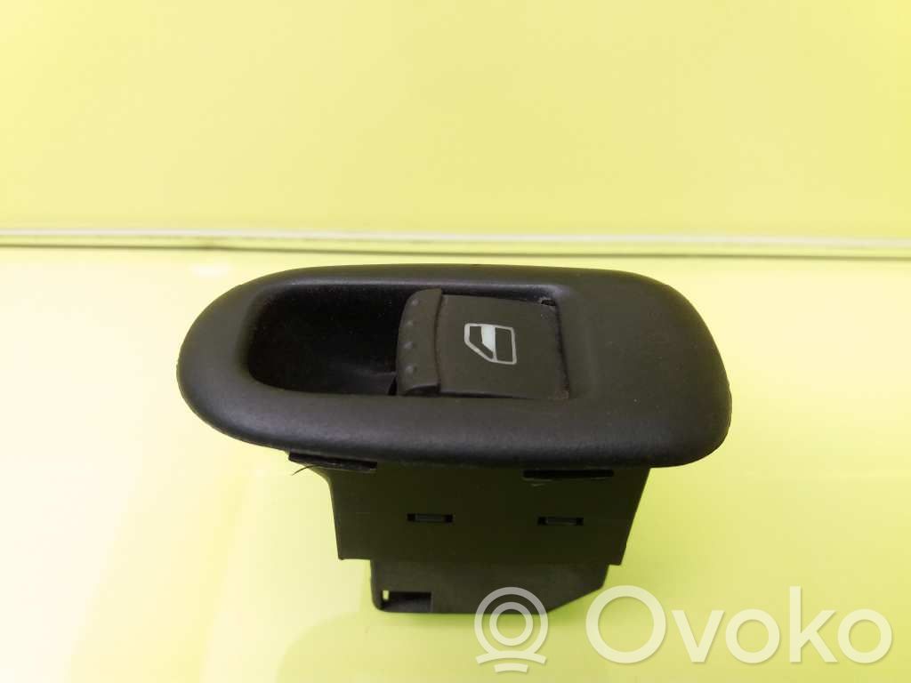 Seat Toledo I (1L) Interruttore di controllo dell’alzacristalli elettrico 