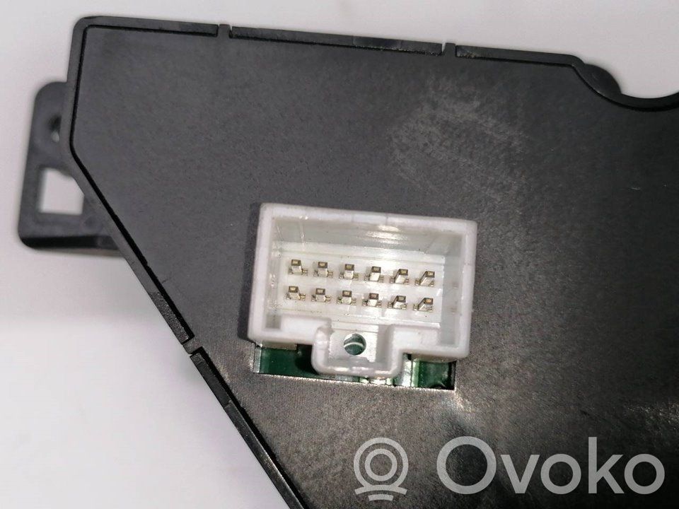 Schermo del visore a sovrimpressione   937702L000