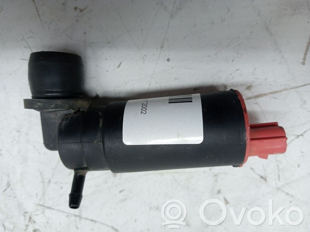 Windscreen/windshield washer pump   DMC100540