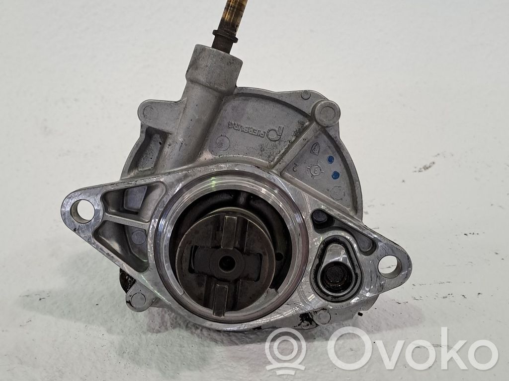 Peugeot Boxer Vacuum pump 