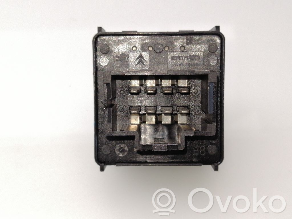Electric window control switch   96664313ZD