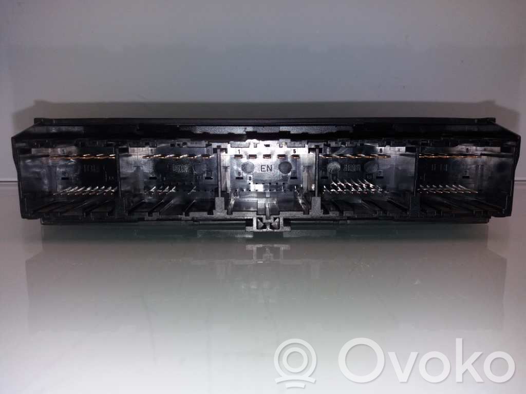 Ford Mondeo MK I Modul de control caroserie central 