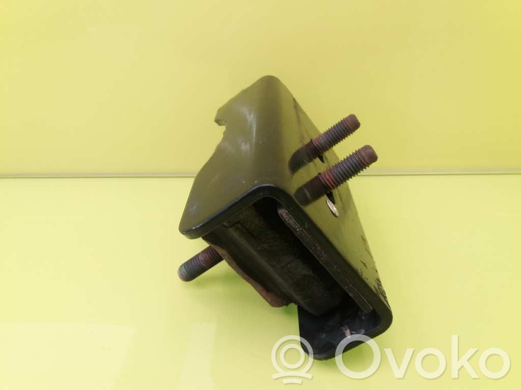 Iveco Daily 45 - 49.10 Supporto di montaggio del motore 