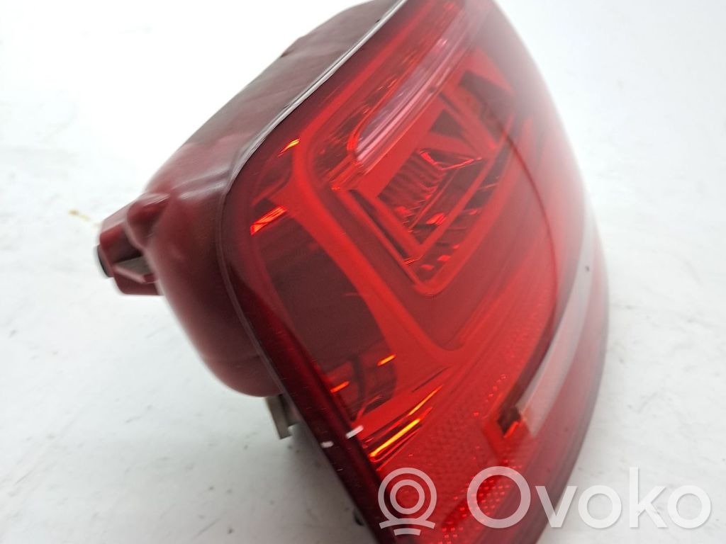 Audi A8 S8 D4 4H Bec lampă spate 