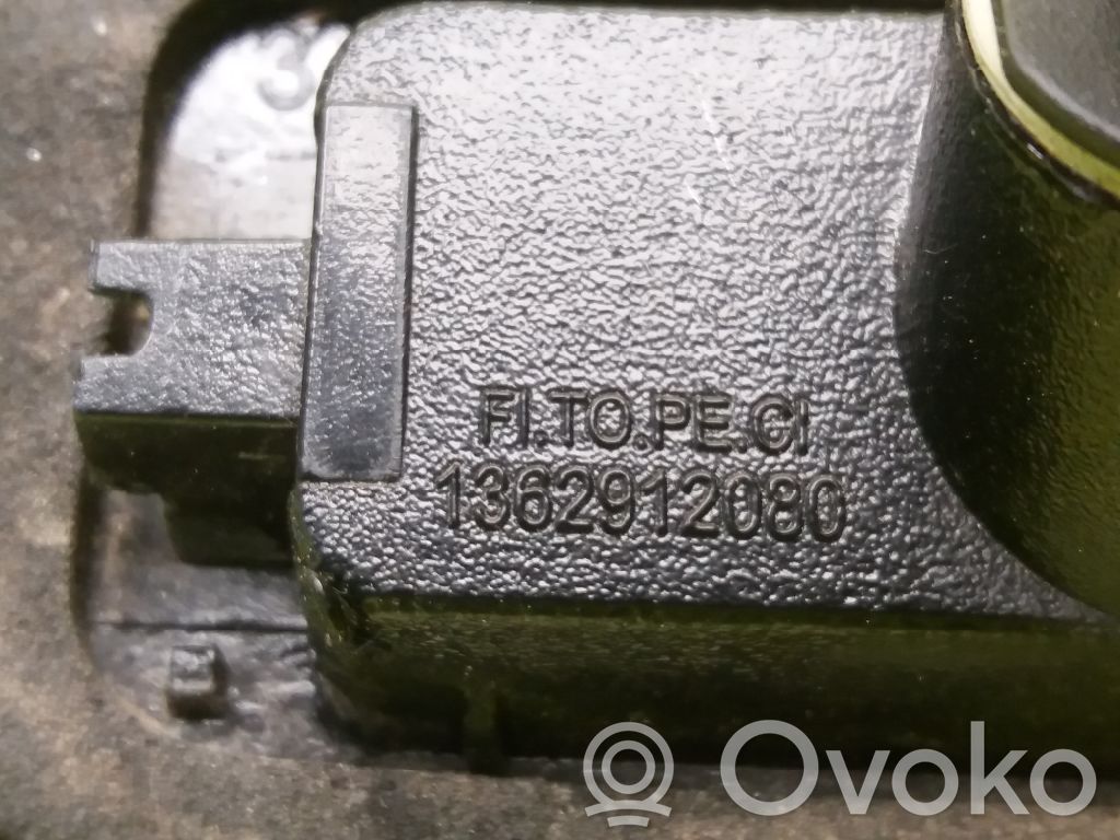 Lampă număr   1362912080