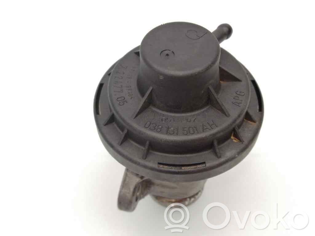 Volkswagen Golf V Supapă EGR 