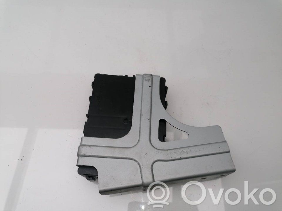 Modul de control caroserie central   3677064JE0