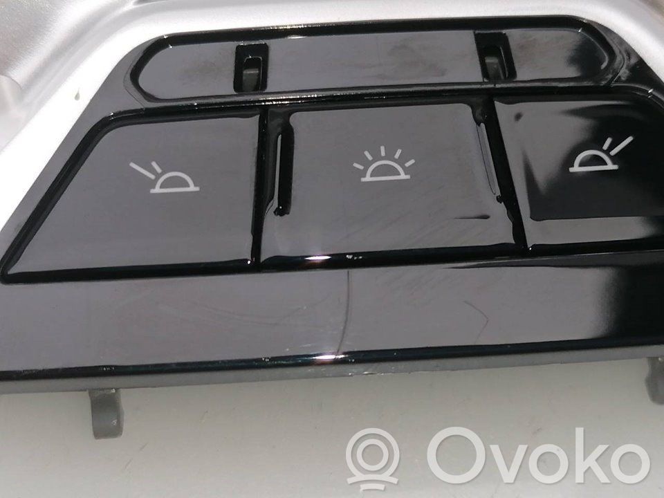 BMW 1 F40 Consola de luz del techo 