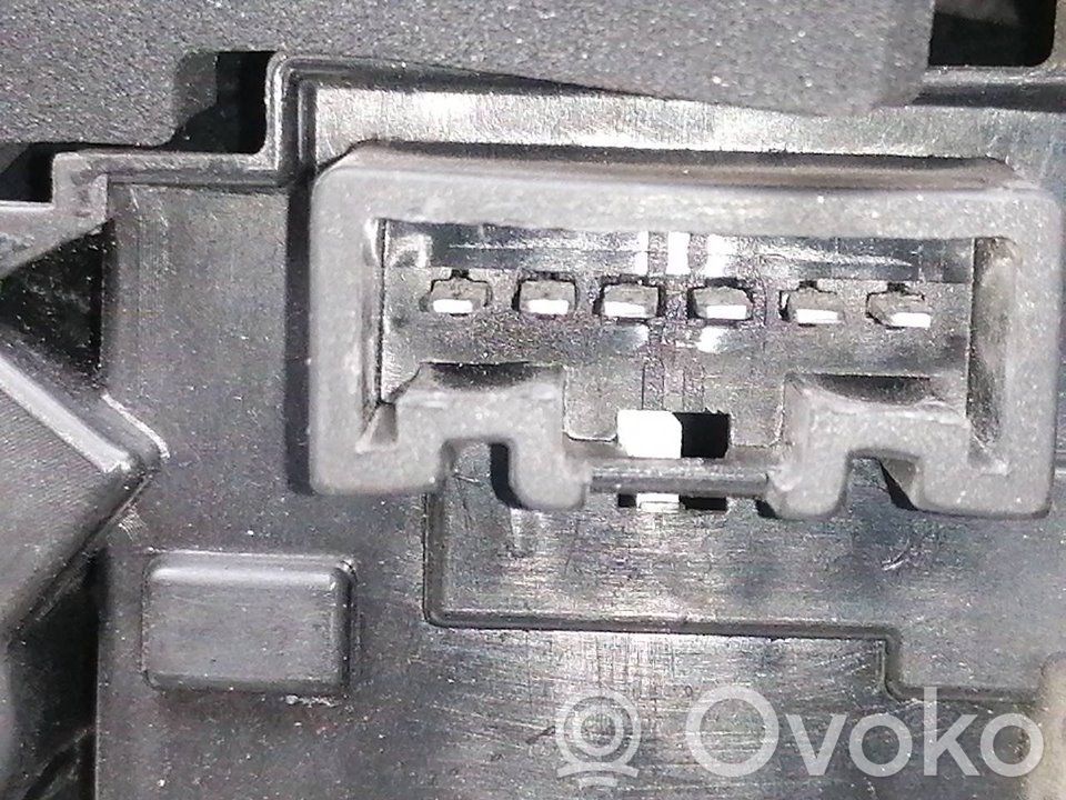 Lámpara de faros/luces traseros   8156102300