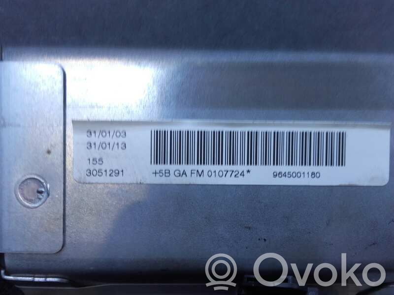 Airbag de passager   8216J8