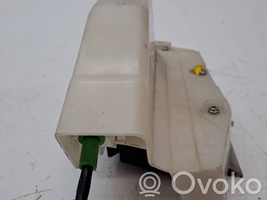 Cerradura de puerta delantera   106896400J