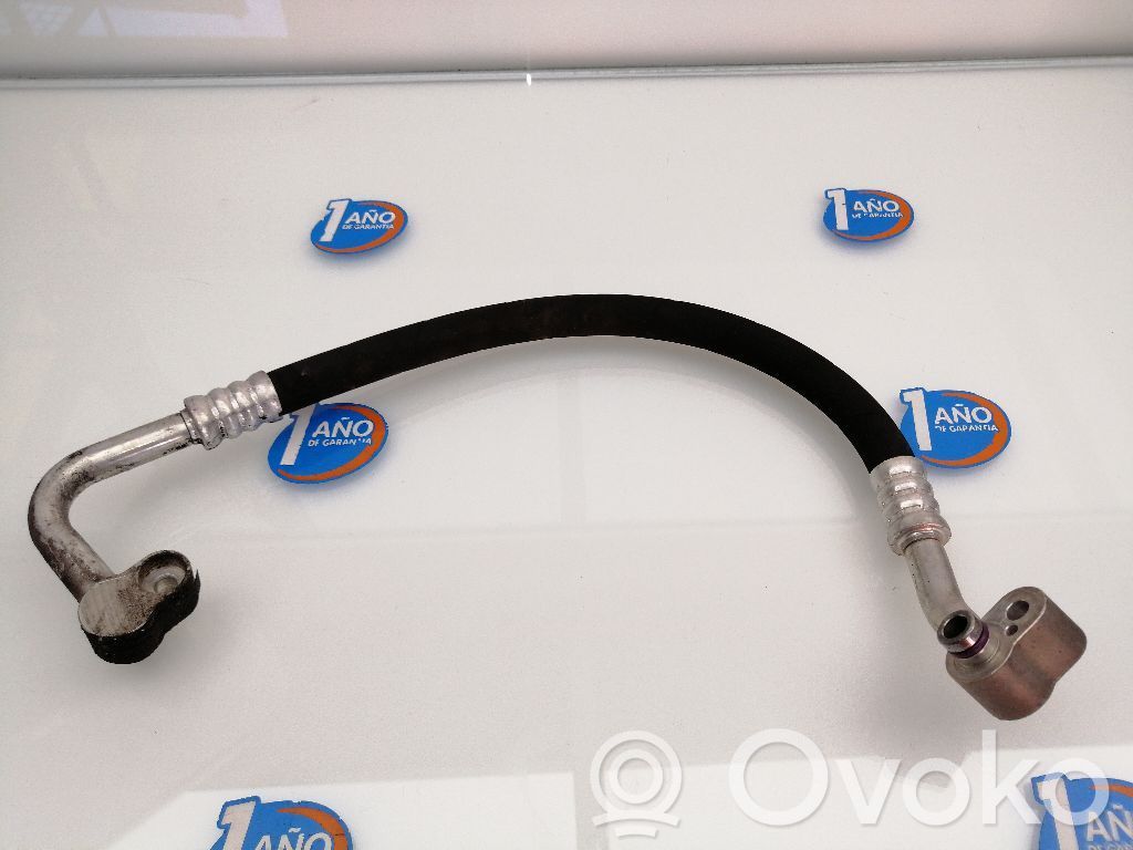 Manguito/racor flexible para A/C   1K0820721BE
