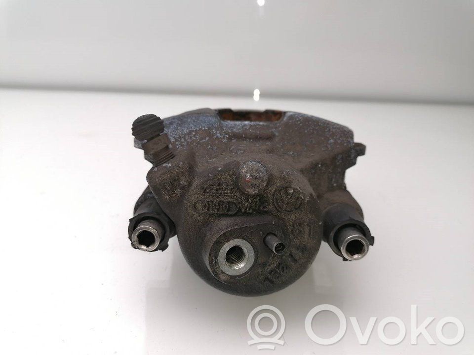 Skoda Fabia Mk2 (5J) Étrier de frein avant