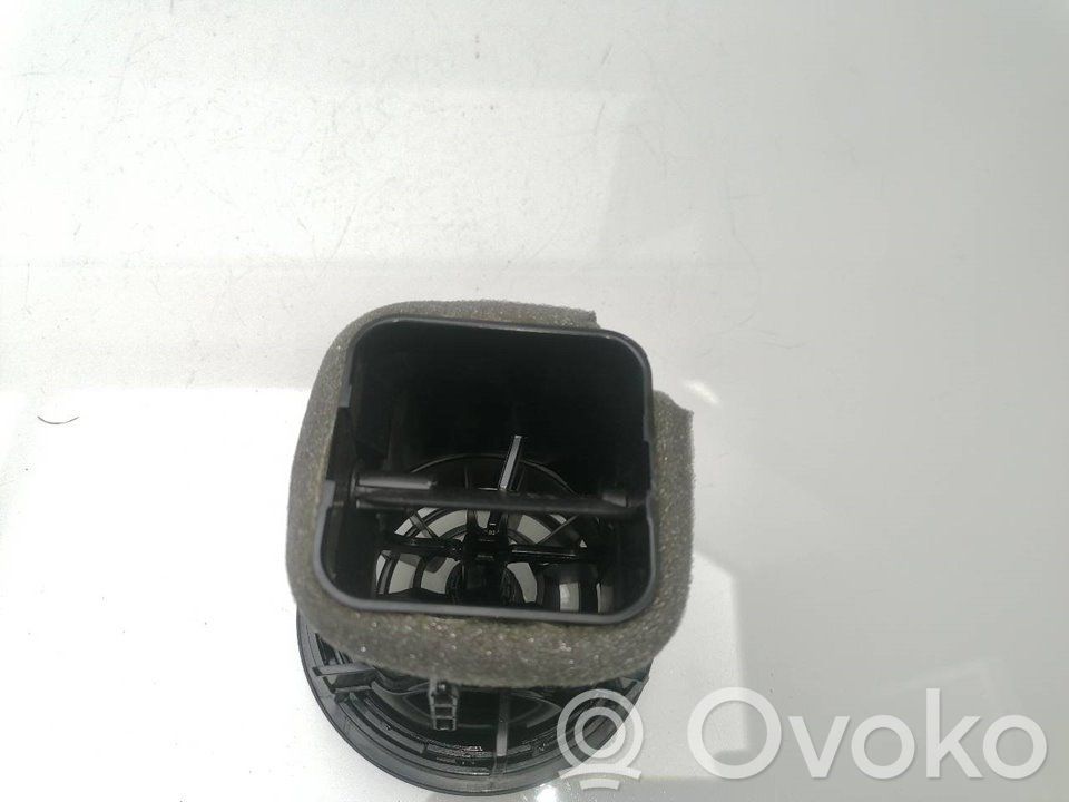 Loga gaisa režģis   81A820901