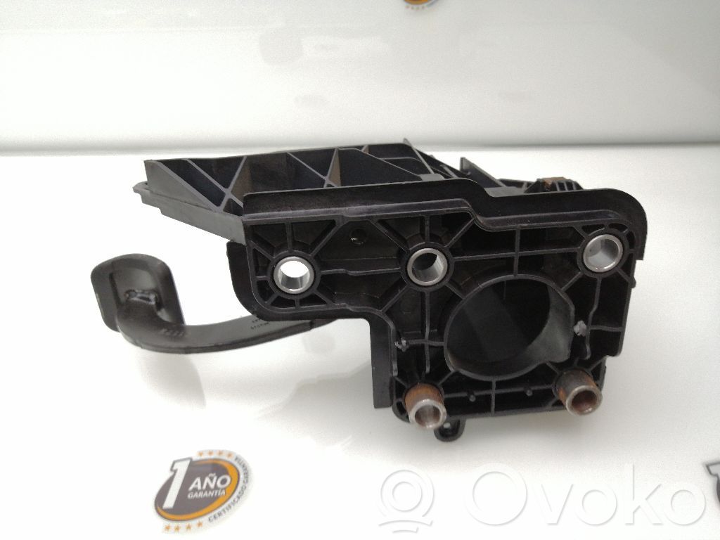 Pedal de freno   465105948R,180101626R