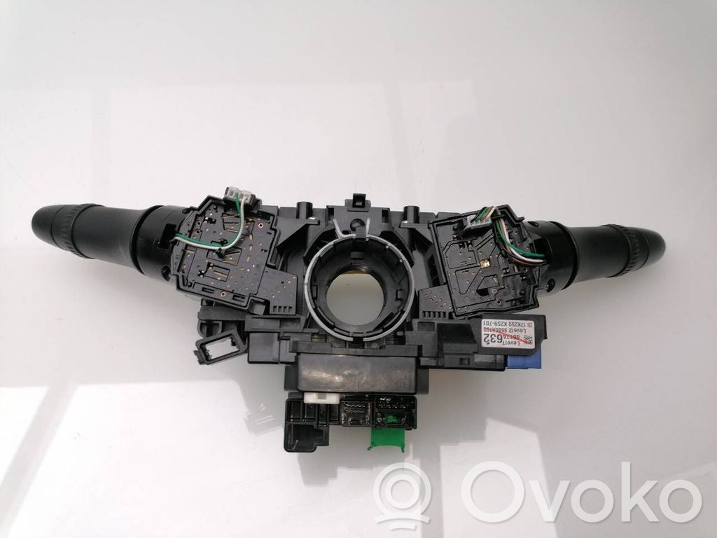 Tasten Schalter Multifunktionslenkrad   8617A632,8600A790,2WD