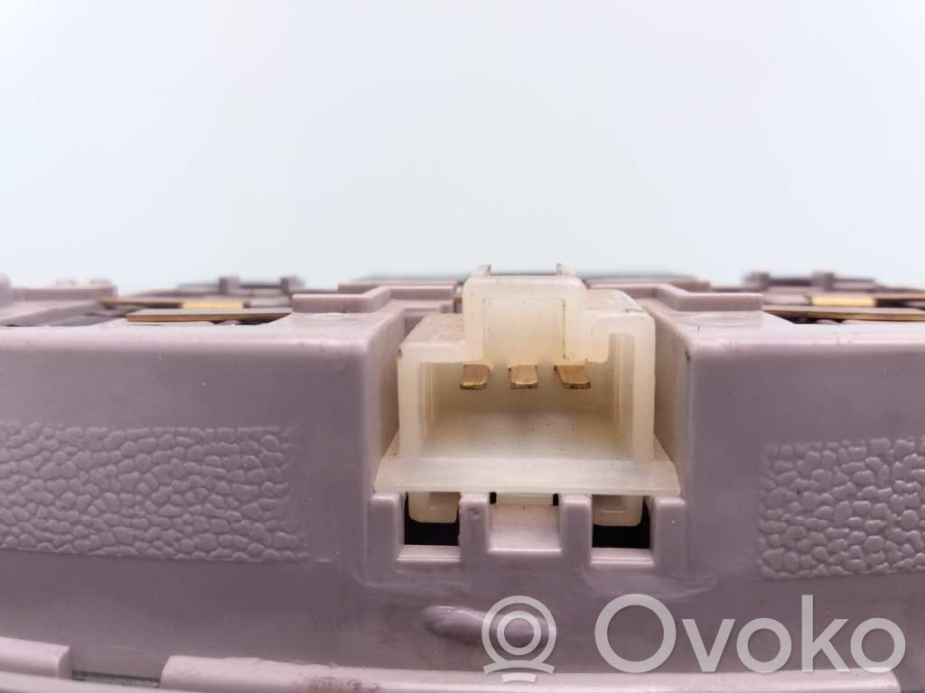 Hyundai Accent Headlining lighting console trim 