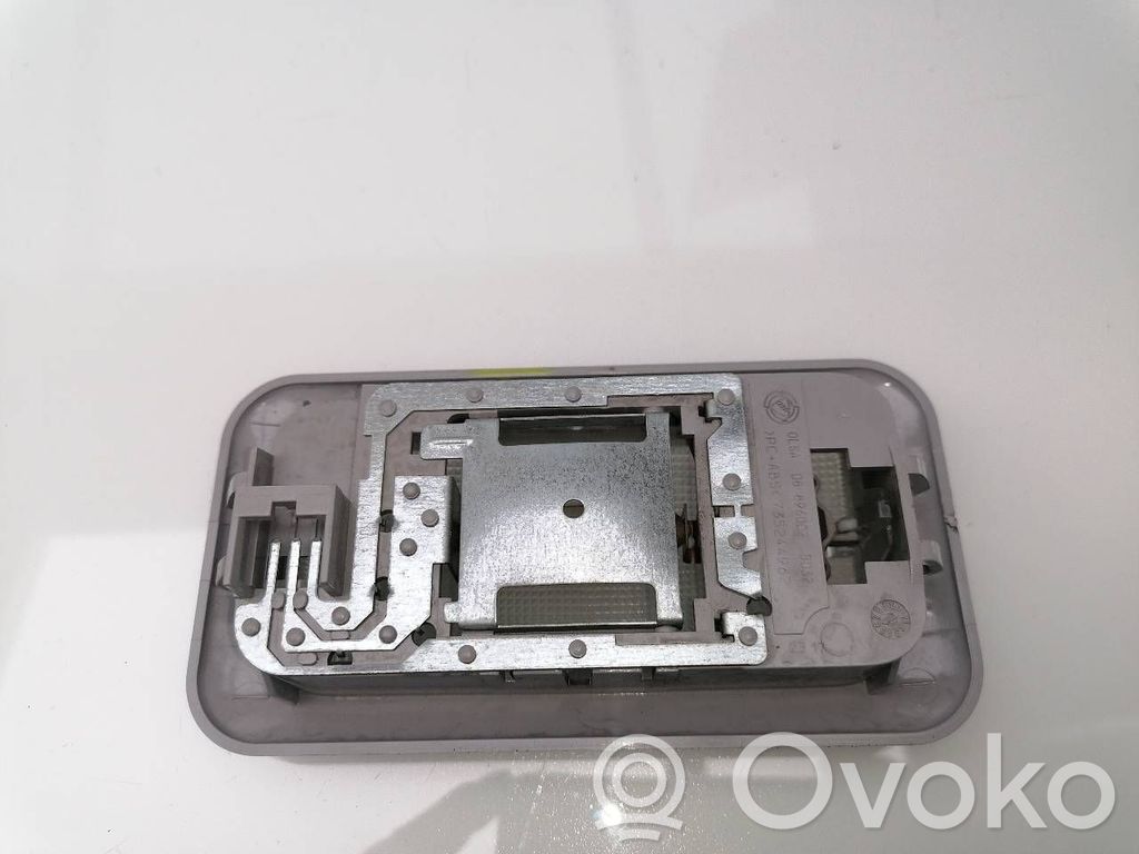Fiat Fiorino Rivestimento della console di illuminazione installata sul rivestimento del tetto
